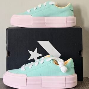 Converse CTAS Cruise Oxfords Platforms Size 8 green/pink A15051C NWT